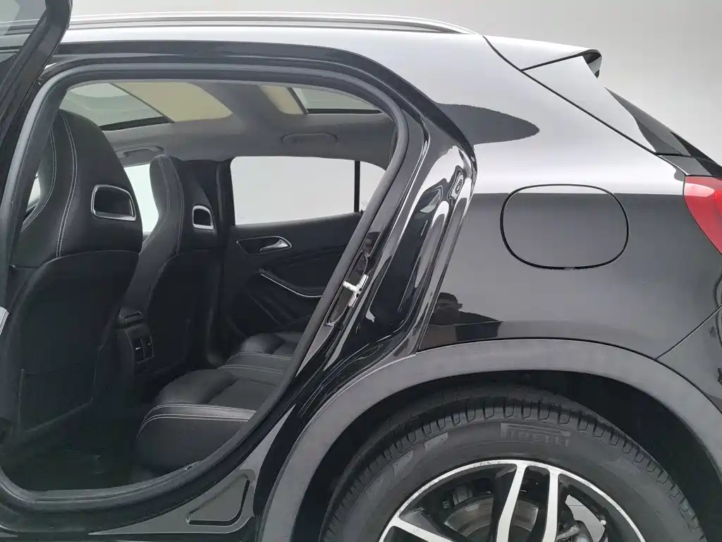 Mercedes-Benz GLA — миниатюра 15