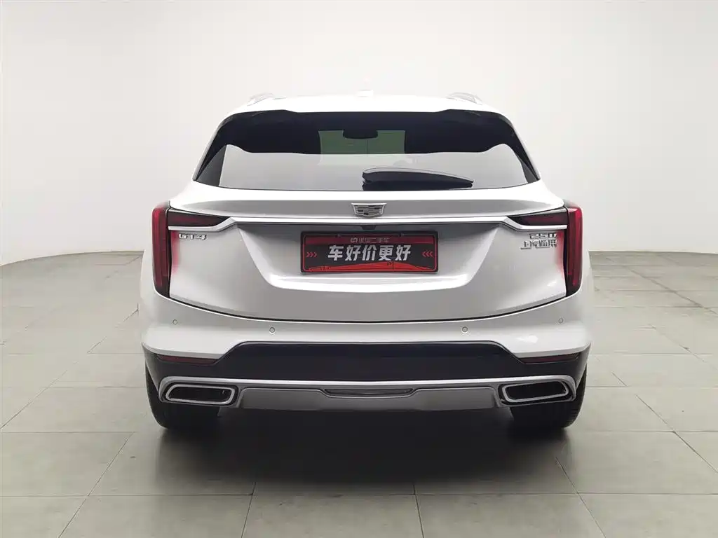 Cadillac GT4 2023 25T Luxury