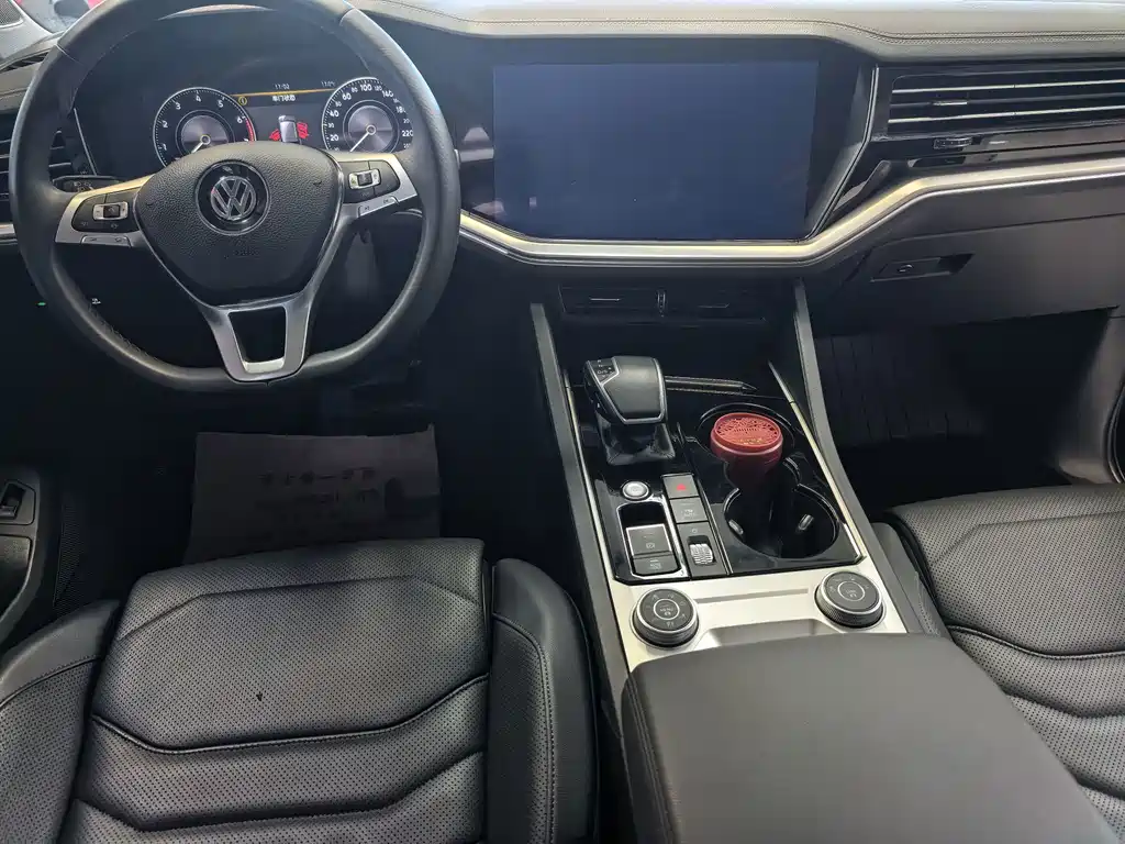 Volkswagen Touareg — миниатюра 13