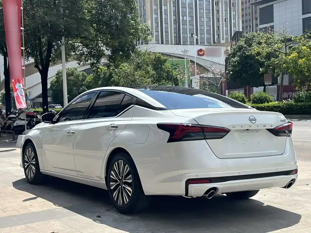 Nissan Teana — миниатюра 22