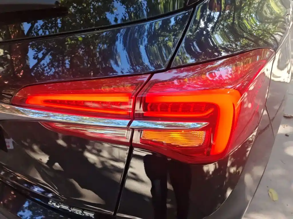 Buick Envision Plus — миниатюра 8