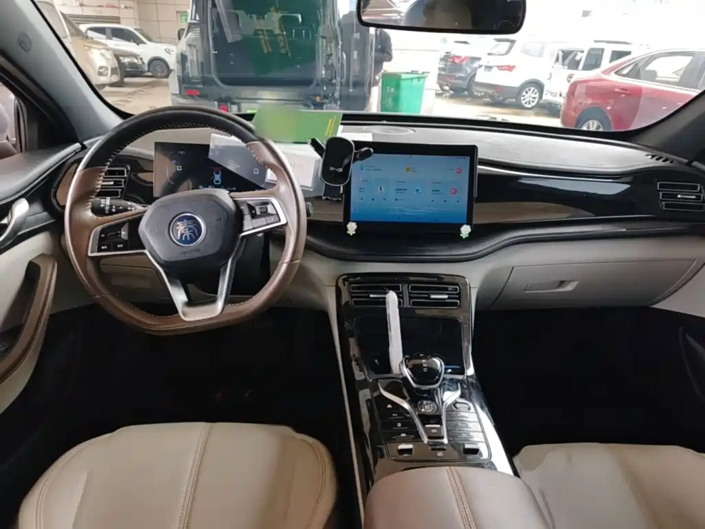 BYD Qin PLUS — миниатюра 10