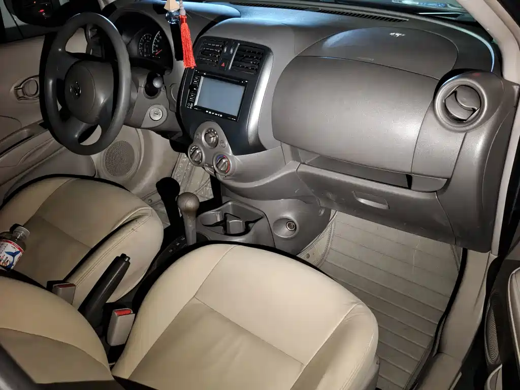 Nissan Sunny — миниатюра 3