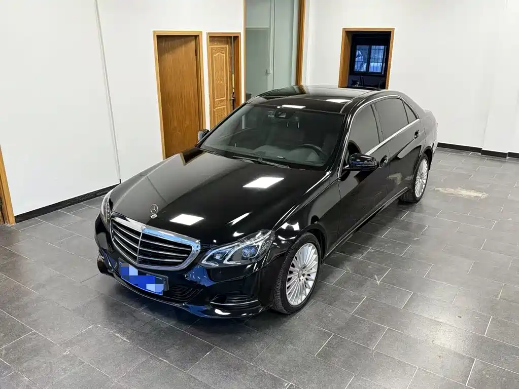 Mercedes-Benz E-Class 2013