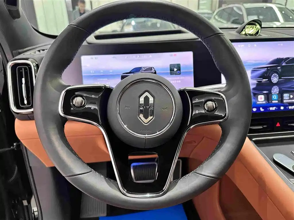 AITO AITO M8 — миниатюра 8