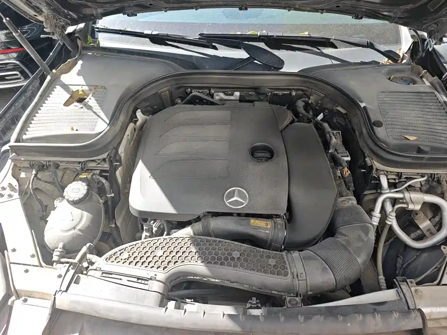 Mercedes-Benz GLC — миниатюра 10