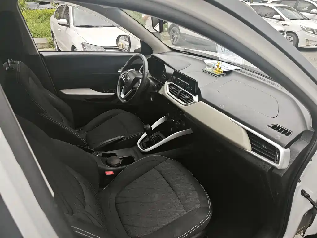 Baojun 510 2017 1.5L MT Comfort