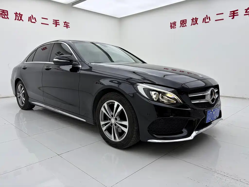 Mercedes-Benz C-Class — миниатюра 2