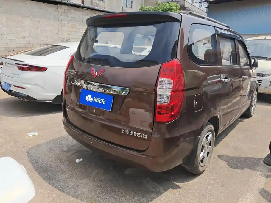Wuling Hongguang — миниатюра 3