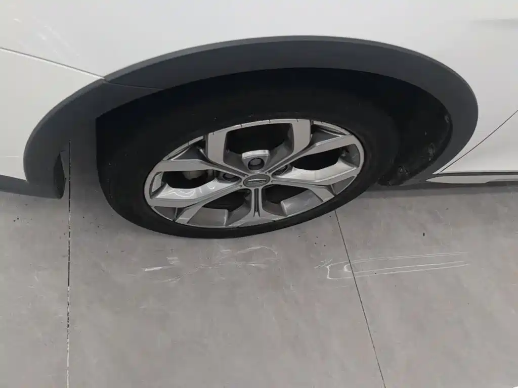 Geely Vision S1 — миниатюра 23