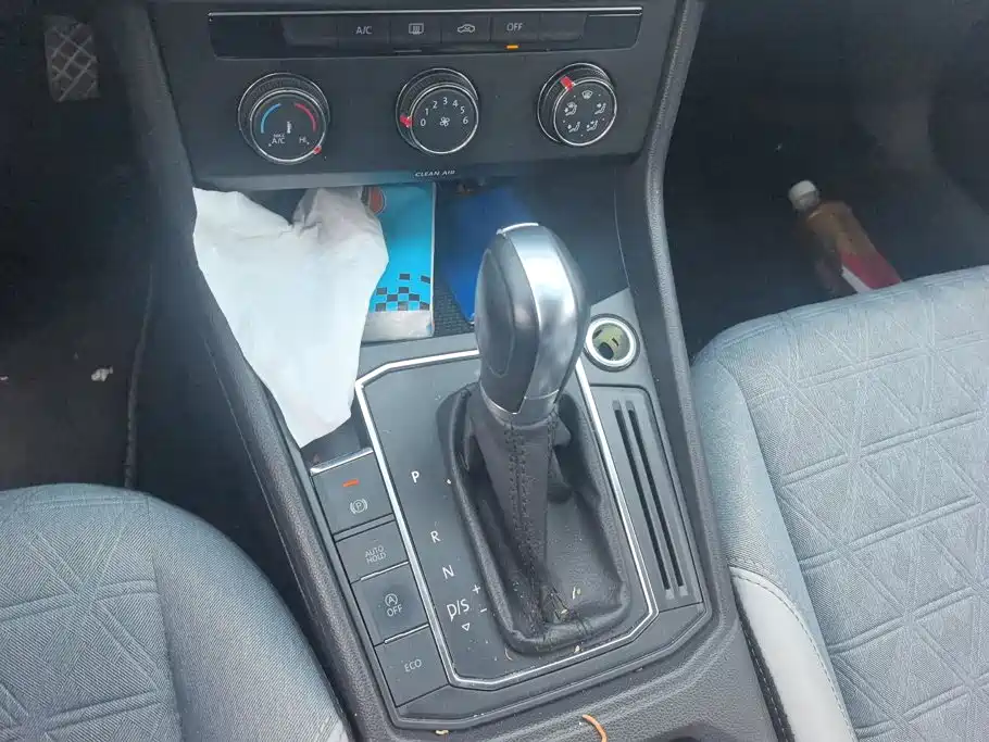 Volkswagen Lavida — миниатюра 16