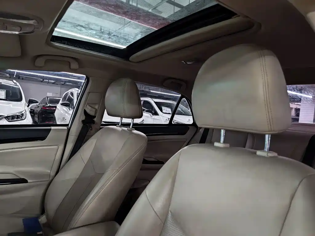 BYD e5 — миниатюра 21