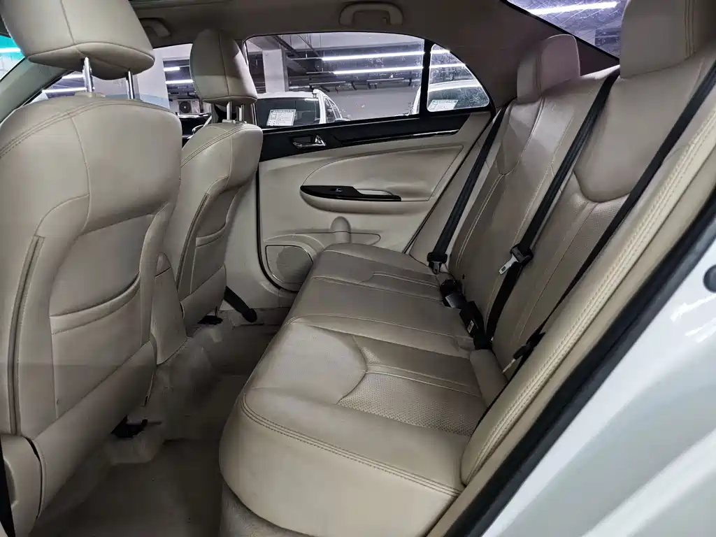 BYD e5 — миниатюра 15
