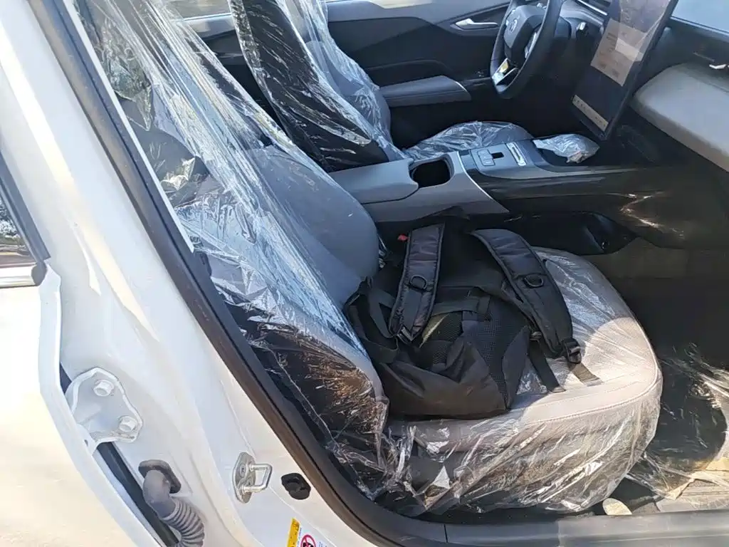 Changan Eado PHEV — миниатюра 25