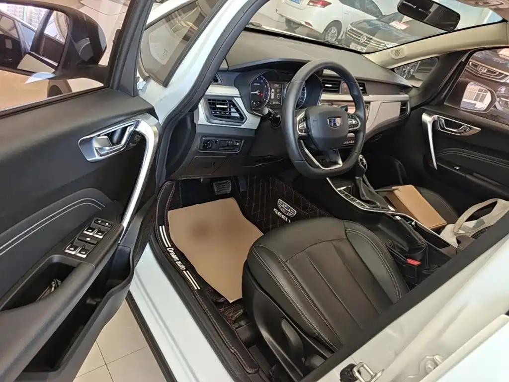 Geely Vision X3 — миниатюра 16