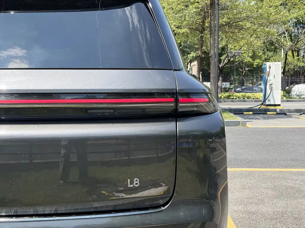 Li Auto Li L8 — миниатюра 13