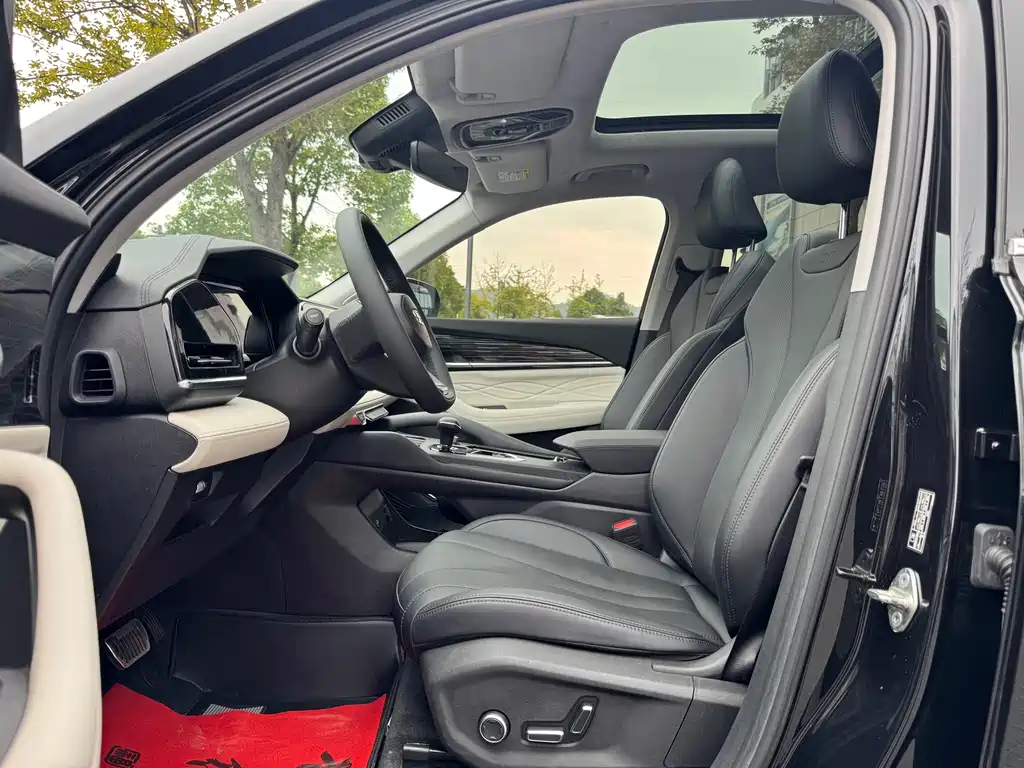 Geely Xingyue L — миниатюра 10