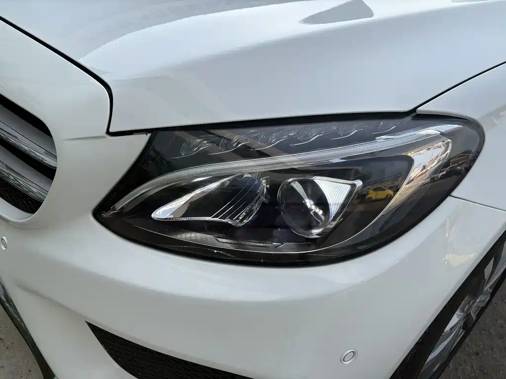 Mercedes-Benz C-Class — миниатюра 17