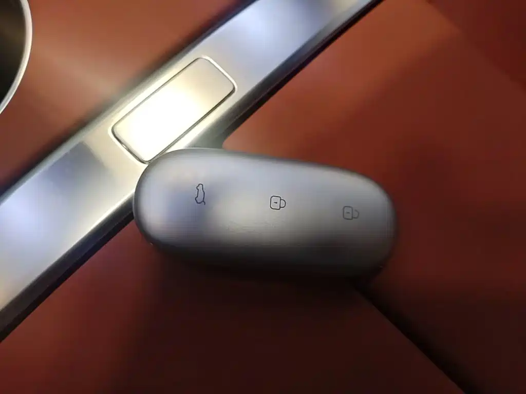 Li Auto Li L9 — миниатюра 9