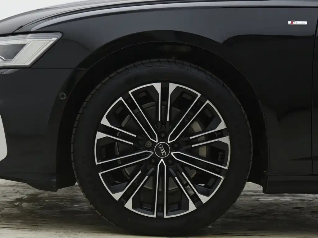 Audi A6L — миниатюра 4