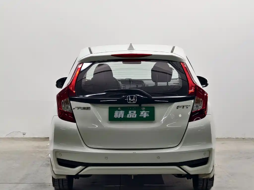 Honda Fit — миниатюра 5