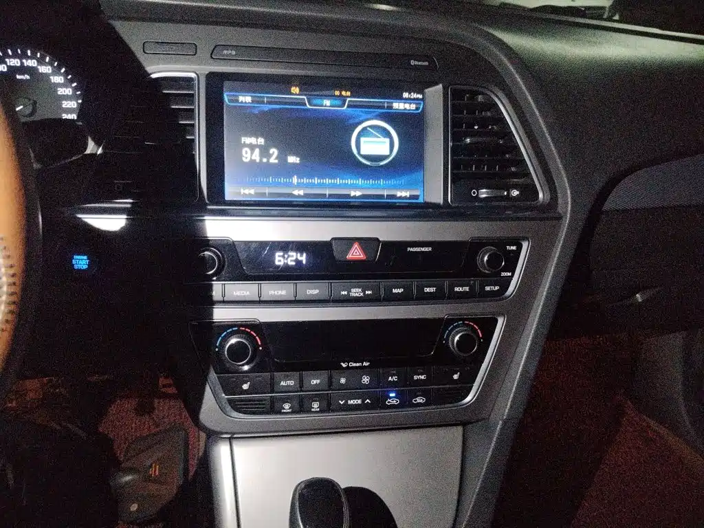 Hyundai Sonata — миниатюра 9