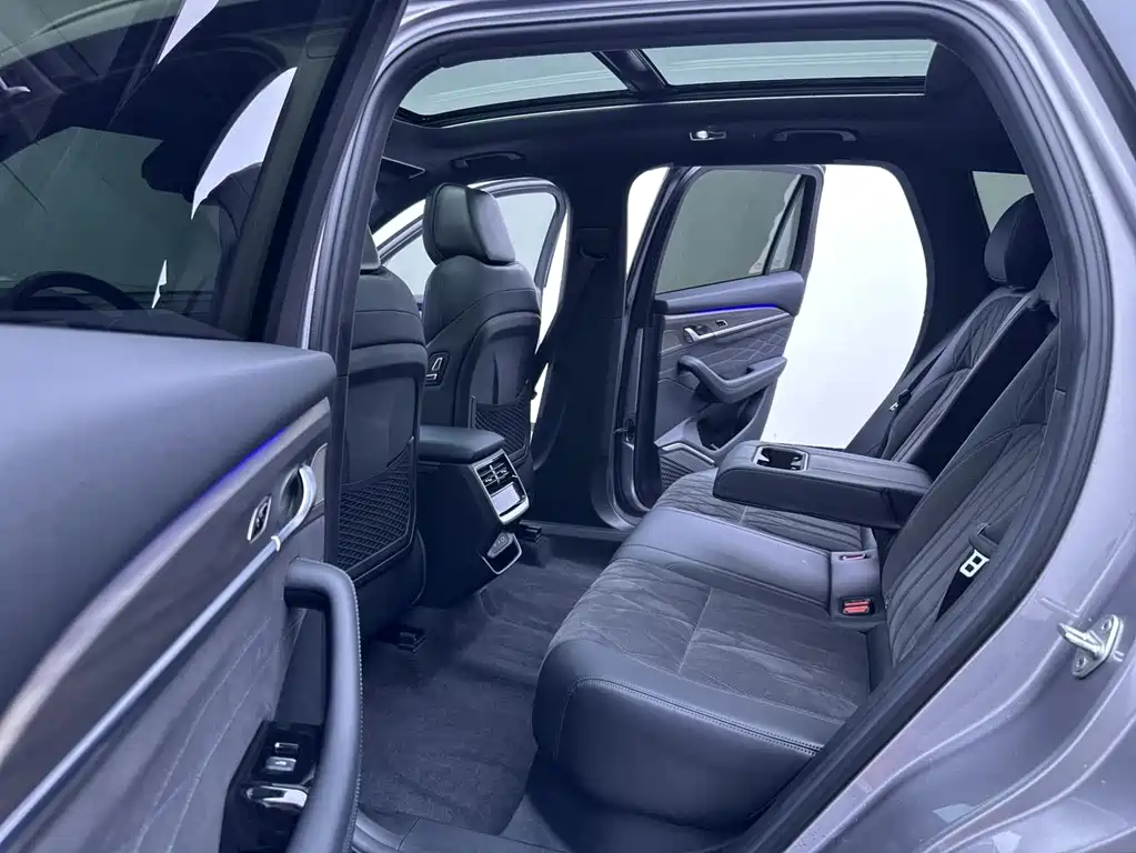 Geely Xingyue L — миниатюра 23