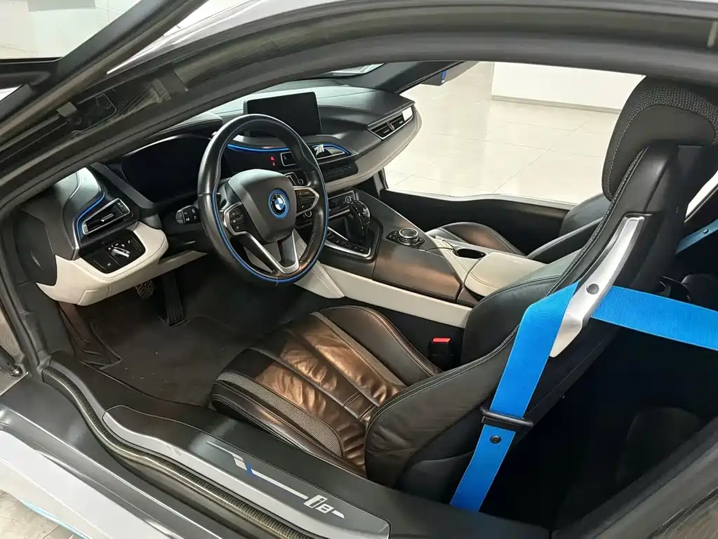 BMW i8 — миниатюра 3