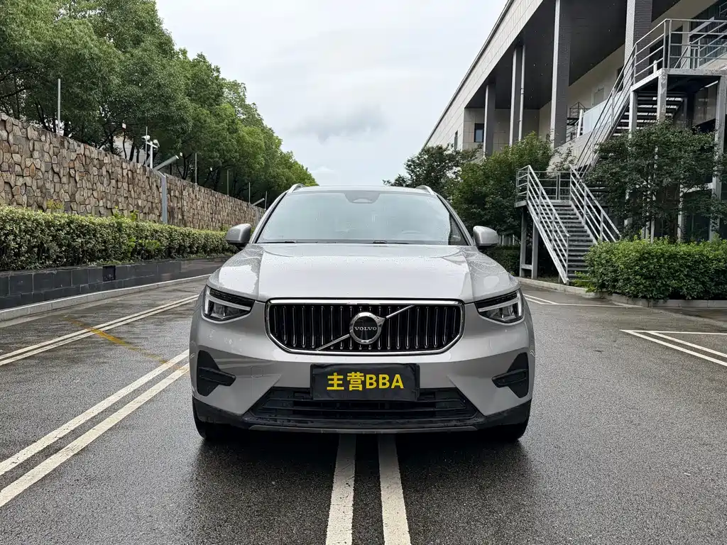 Volvo XC40 2023 B3 Fashion