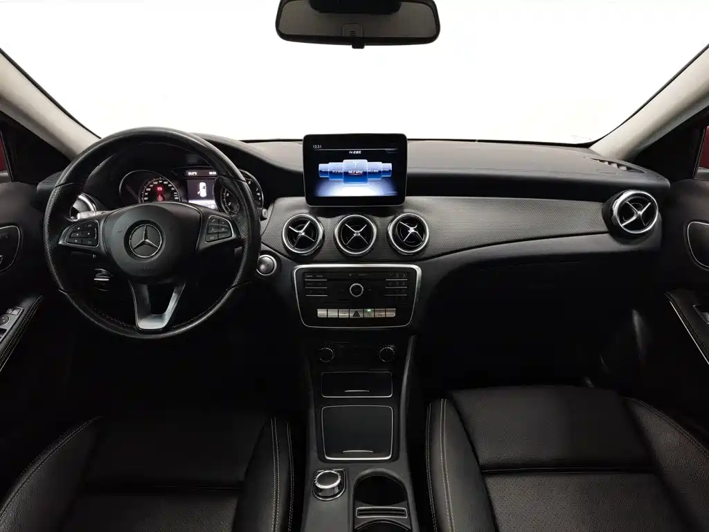 Mercedes-Benz GLA — миниатюра 5