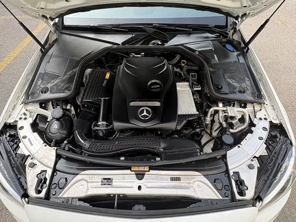 Mercedes-Benz C-Class — миниатюра 8