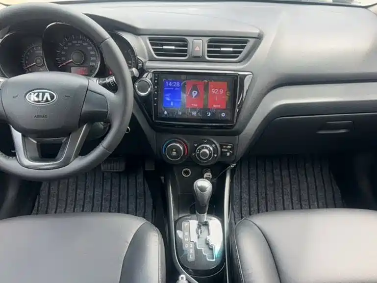 Kia K2 — миниатюра 6