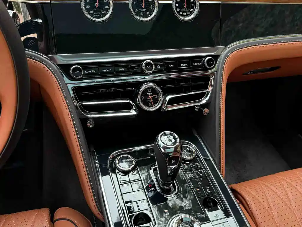 Bentley Flying Spur — миниатюра 6
