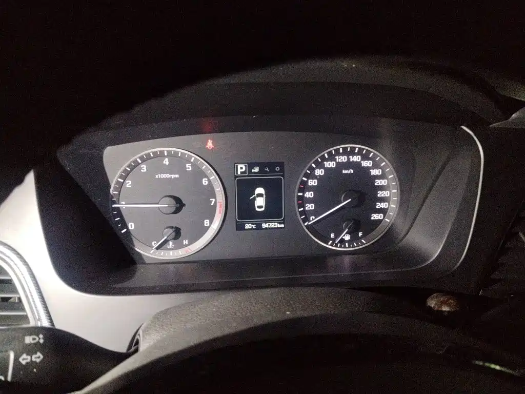 Hyundai Sonata — миниатюра 7