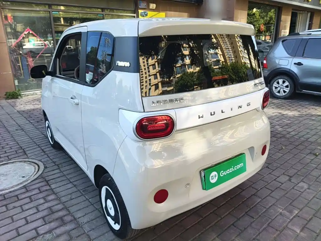 Wuling MINIEV — миниатюра 5