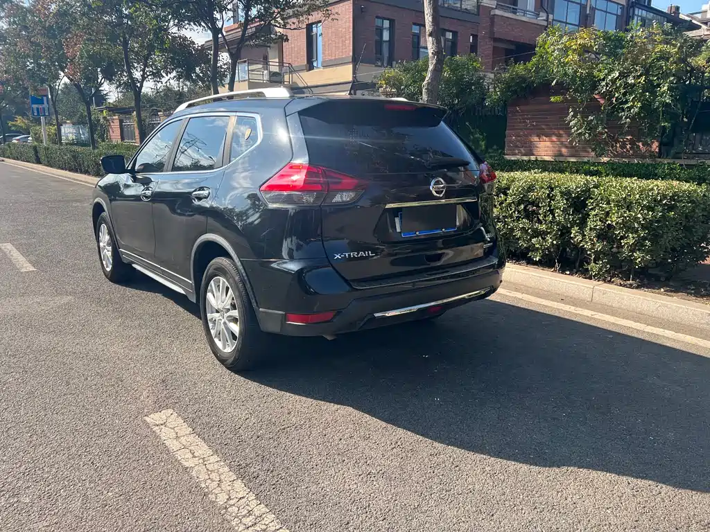 Nissan X-Trail — миниатюра 6