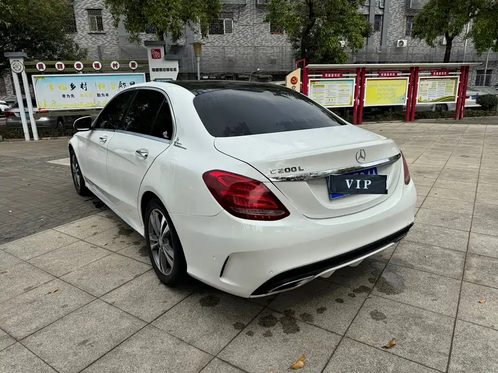 MERCEDES-BENZ C CLASS