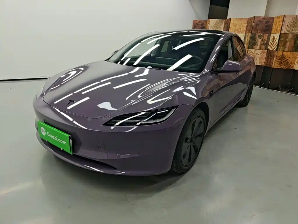 Tesla Model 3 — миниатюра 2