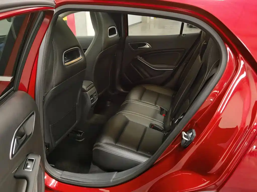 Mercedes-Benz GLA — миниатюра 15