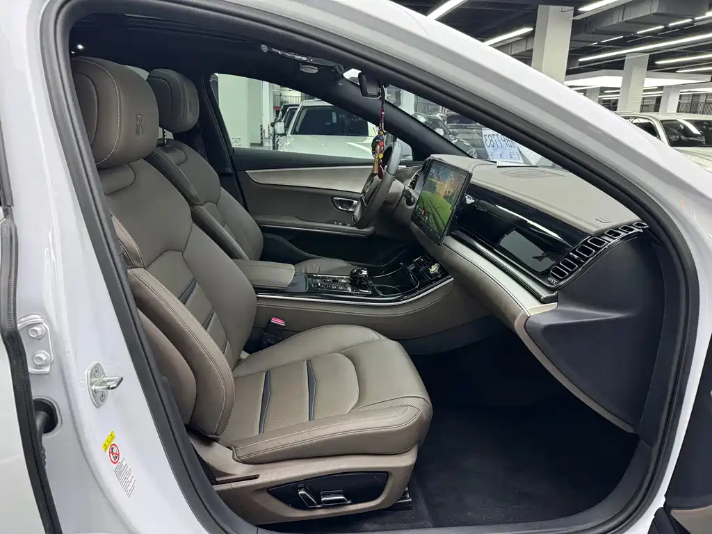 BYD Han — миниатюра 6
