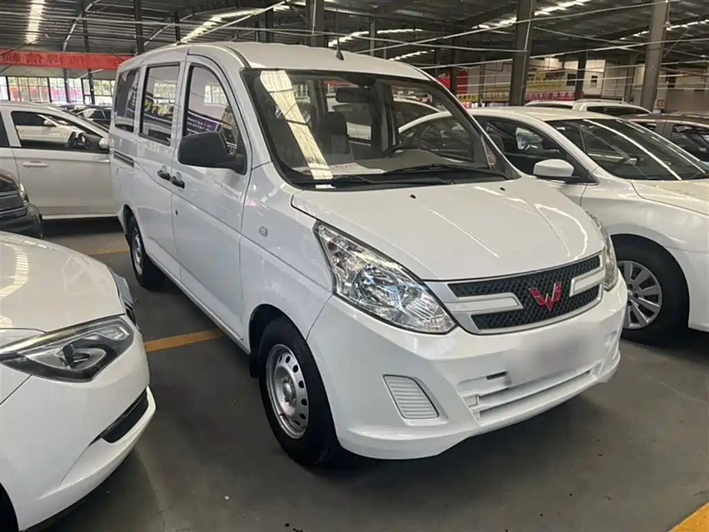 WULING AUTOMOBILE WULING RONGGUANG V