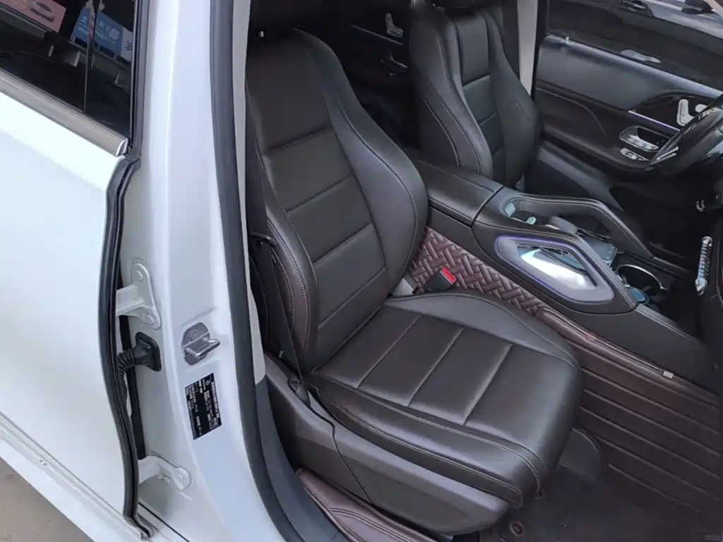 Mercedes-Benz GLE (Import) — миниатюра 25