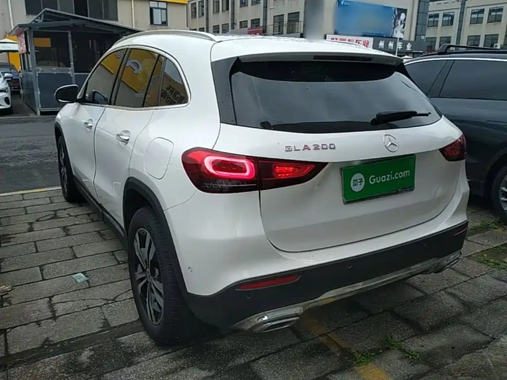 Mercedes-Benz GLA — миниатюра 5