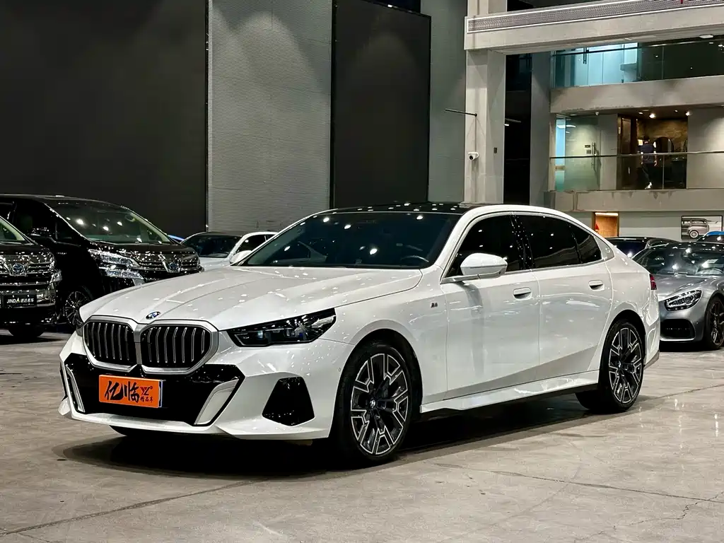 BMW 5 Series 2024