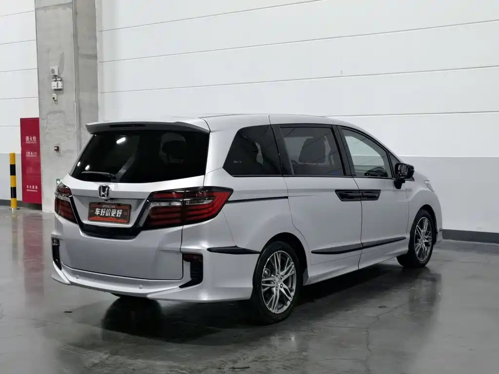 Honda Elysion — миниатюра 2
