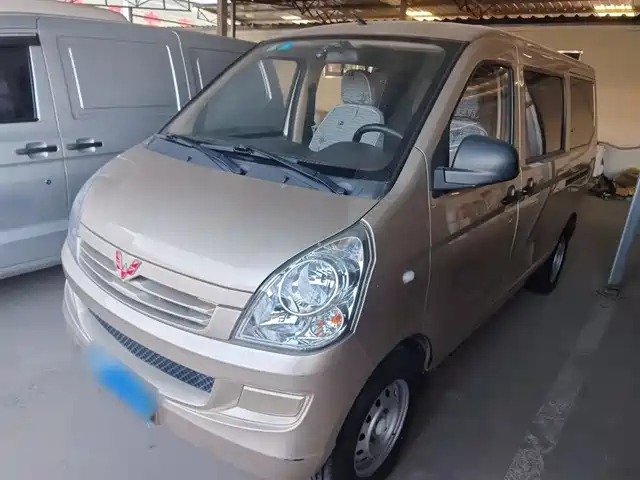 WULING WULING RONGGUANG