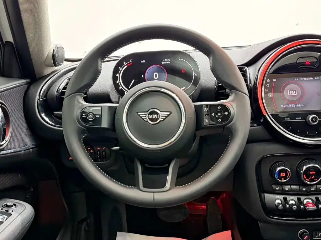 MINI Mini Clubman — миниатюра 14