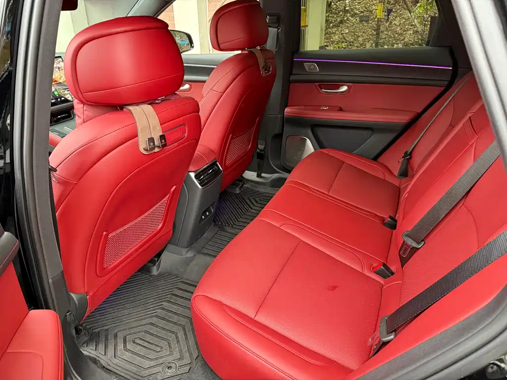 AITO ASK THE WORLD M5