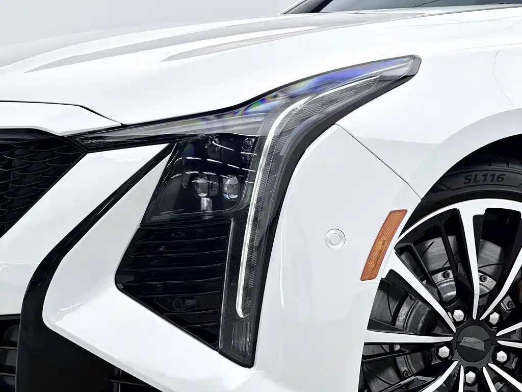 Cadillac CT5 — миниатюра 15