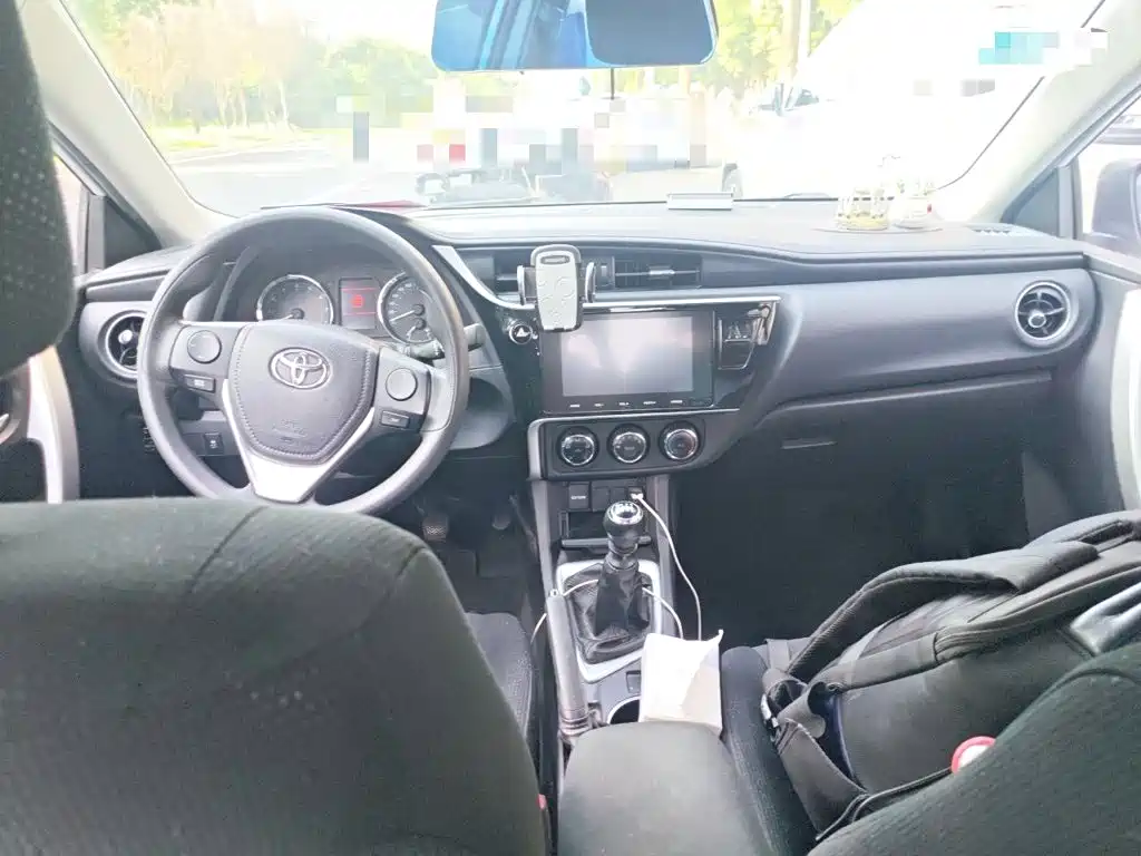 Toyota Corolla — миниатюра 5
